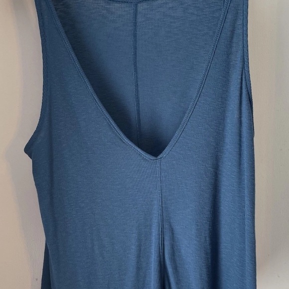Womens Free People Blue Teal Ribbed Low Back Flowy Tank Top Size Small Petite - Picture 2 of 4